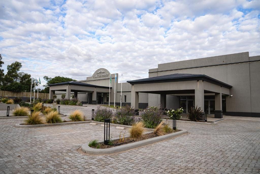 Howard Johnson Hotel, Spa & Convention Center Bahia Blanca — 5