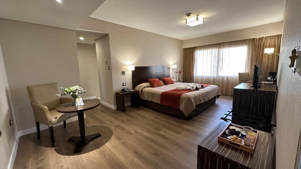 Land Plaza Hotel — 2