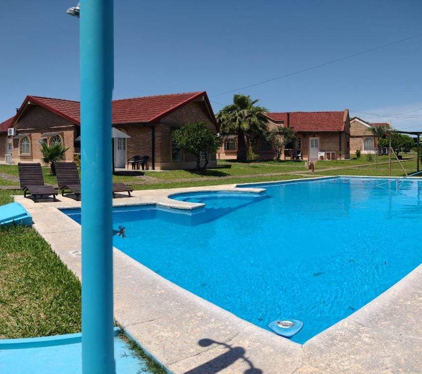 Hotel de Campo con Piscina y Cabañas- Ideal Relax en Concordia — 1