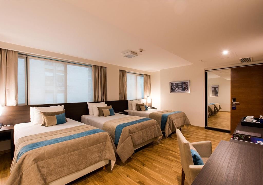 Caseros 248 Hotel — 2