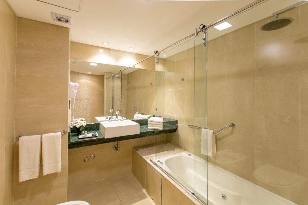 Caseros 248 Hotel — 3