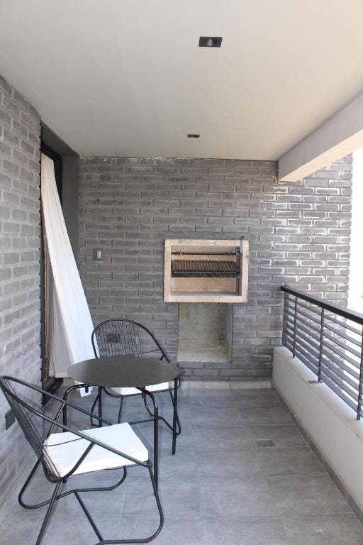 Faz Flat — 4