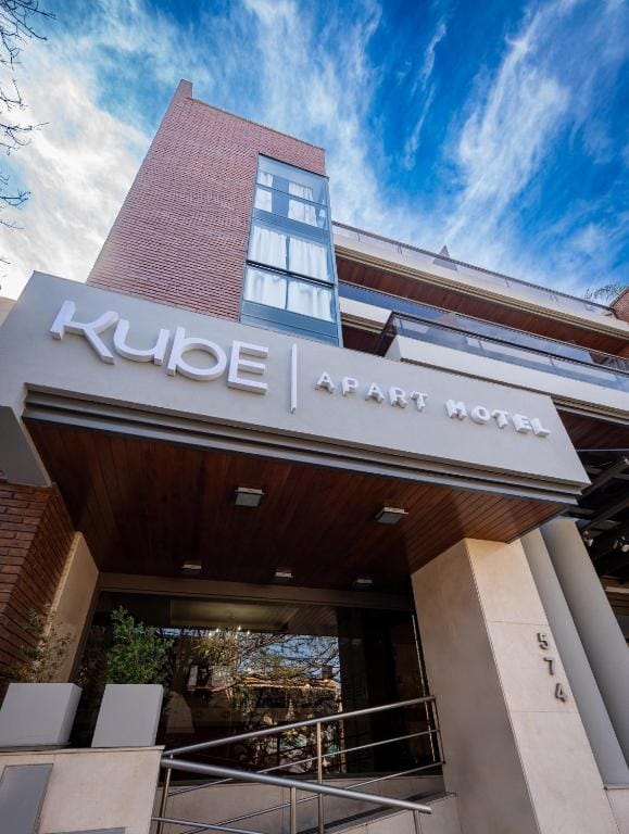 Kube Apartments Express — 1