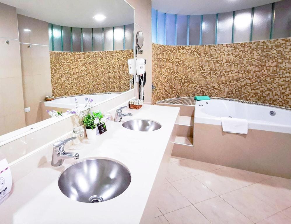 Quorum Córdoba Hotel, Resort Urbano — 3