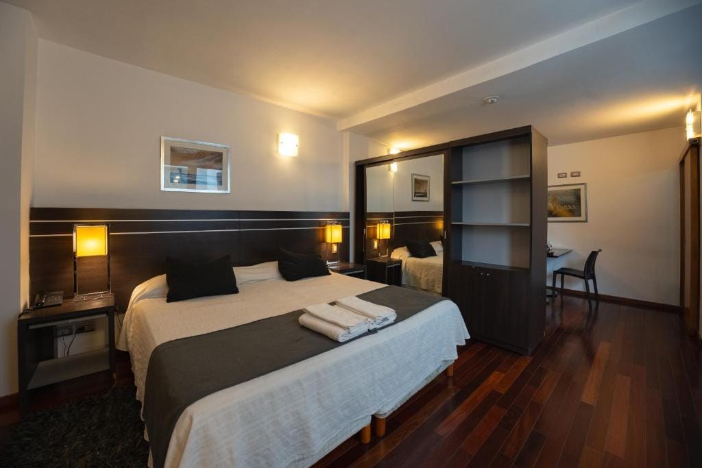 Zoom Apartments Hotel — 1