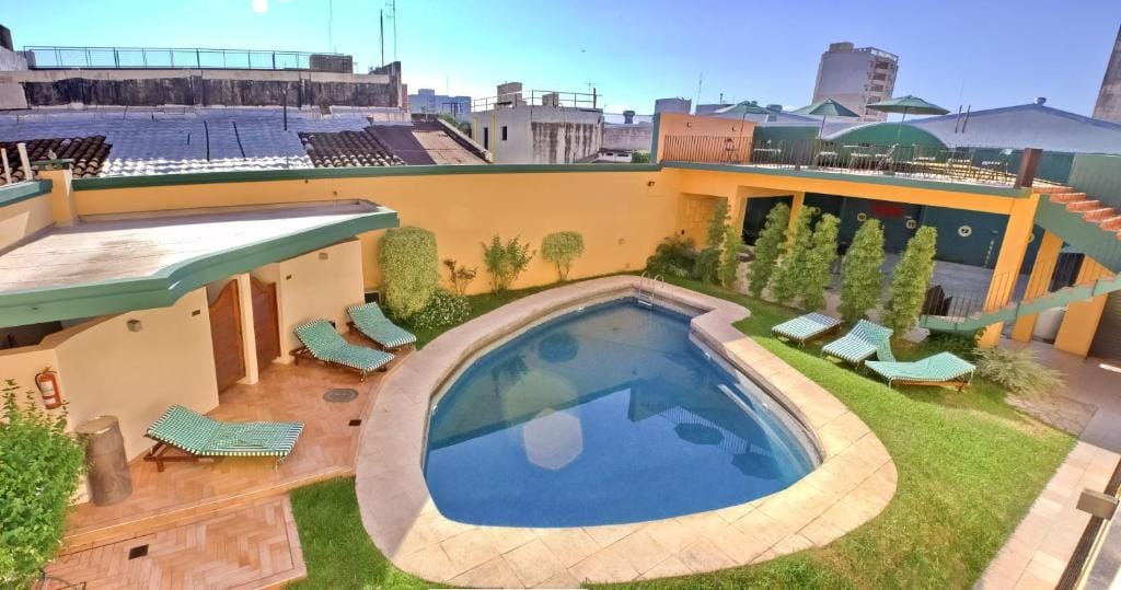 Corrientes Plaza Hotel — 1