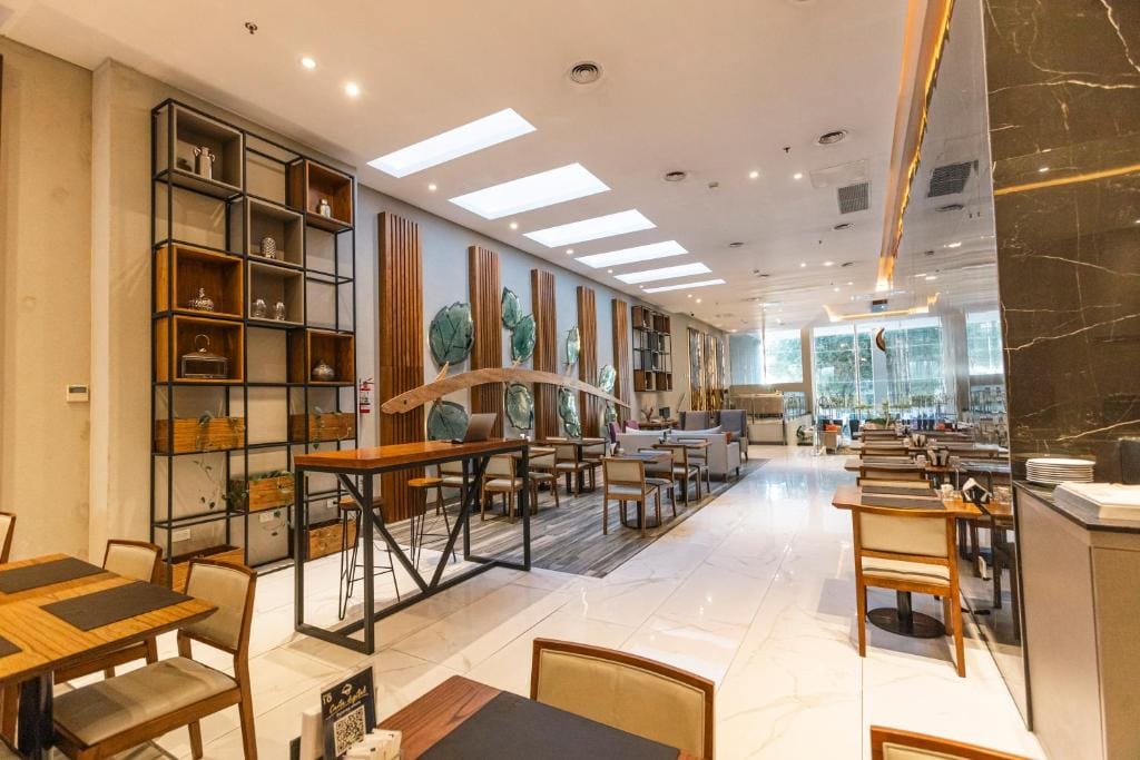 Hotel Land Plaza La Plata — 5