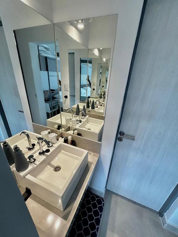 Reina Mora Hotel — 3