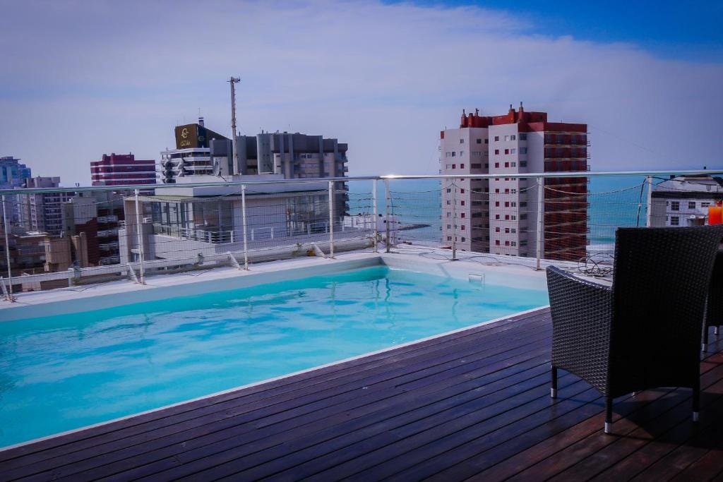Elegance Hotel — 1
