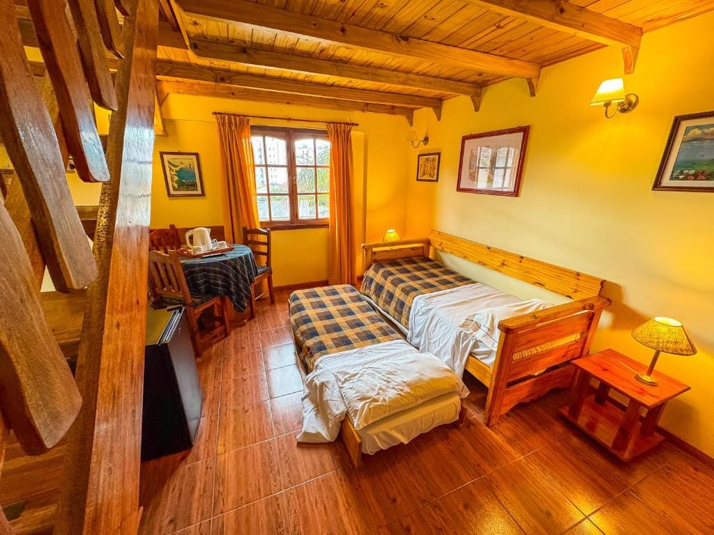 Hosteria Sirenuse — 2