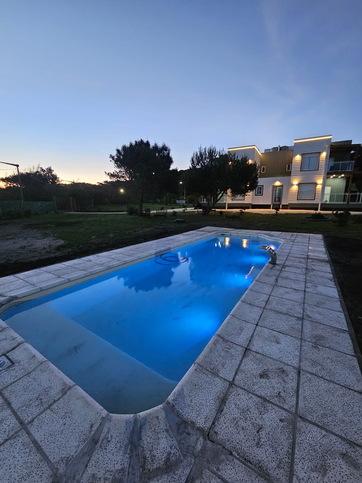 Aparts del Lago de los Cisnes - Villa Díaz Vélez - Necochea — 2