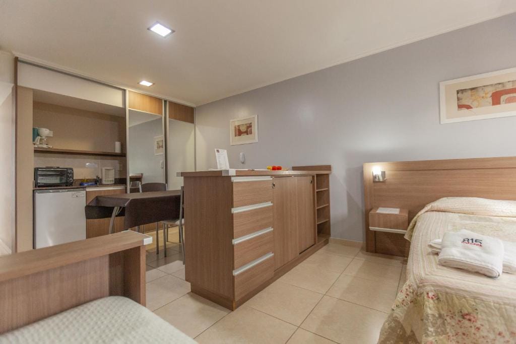 Apart Hotel Rivadavia 815 — 2