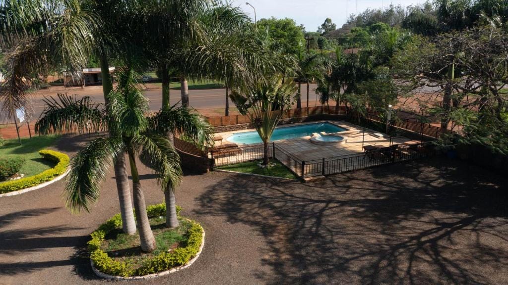 Hotel Oaky — 1