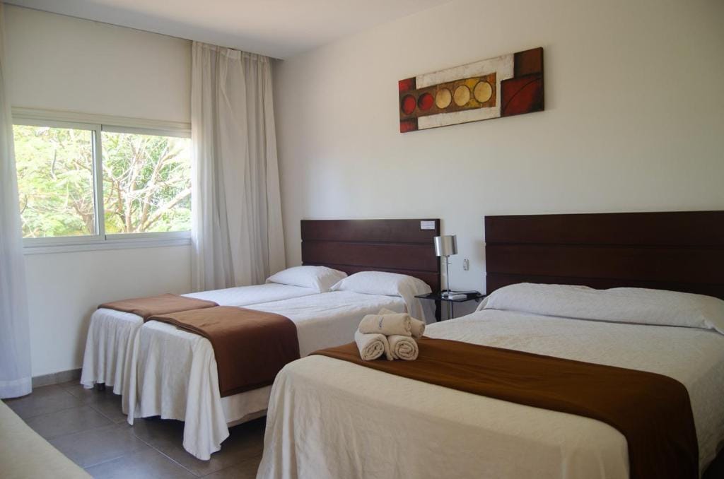 Hotel Oaky — 2