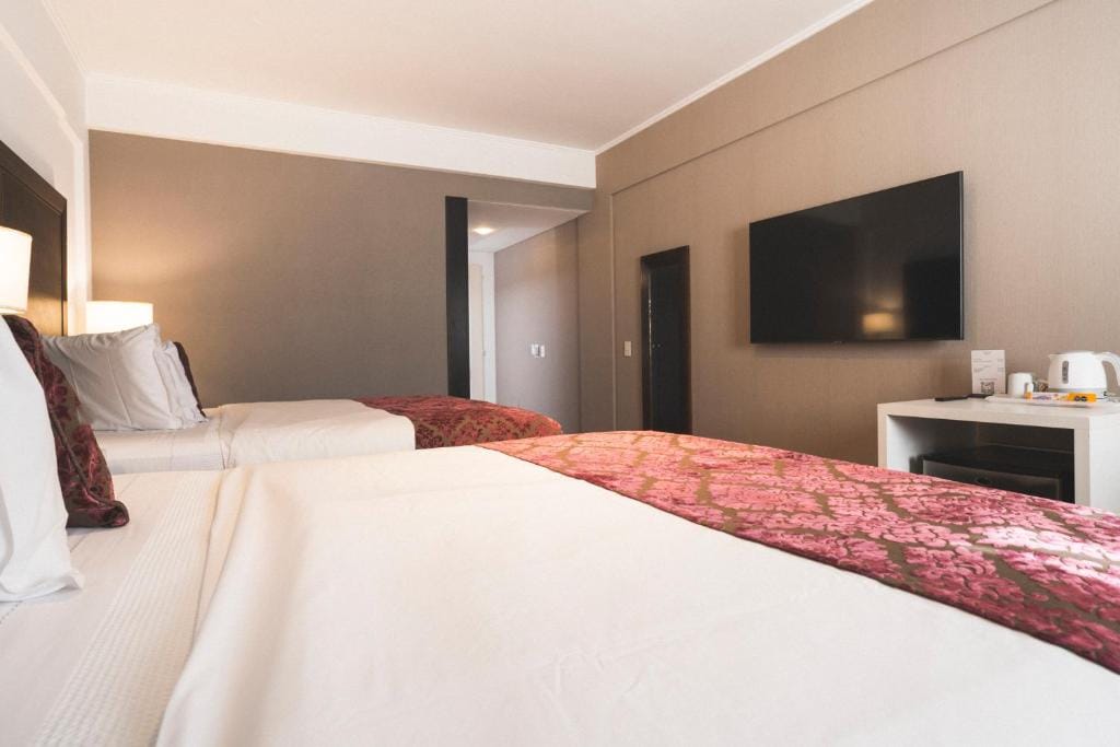 Hotel Tolosa — 3