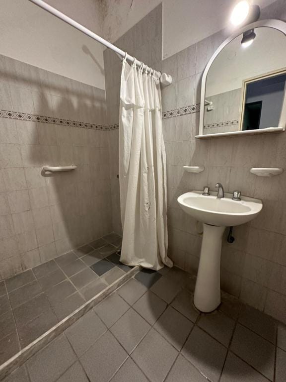 Chrome Hotel — 3