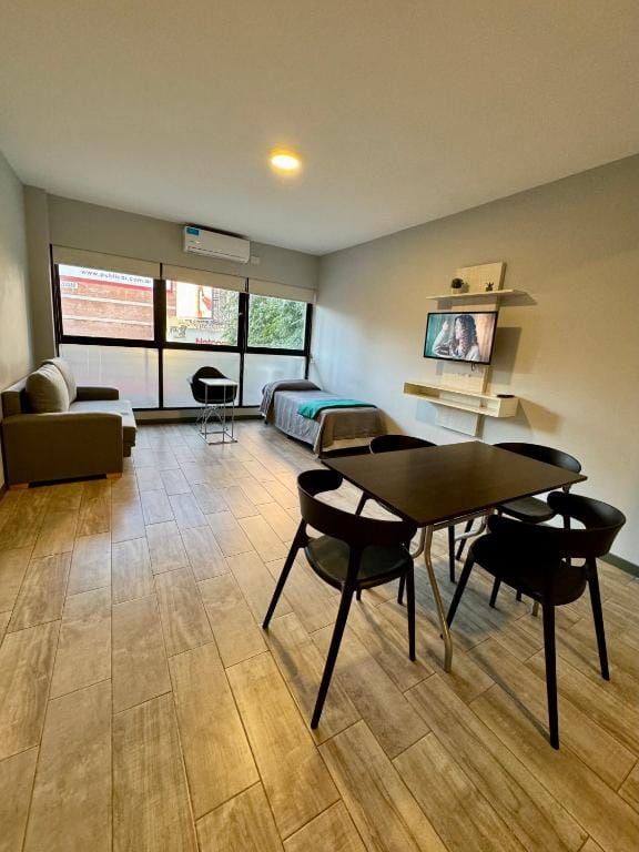Av Suites — 4