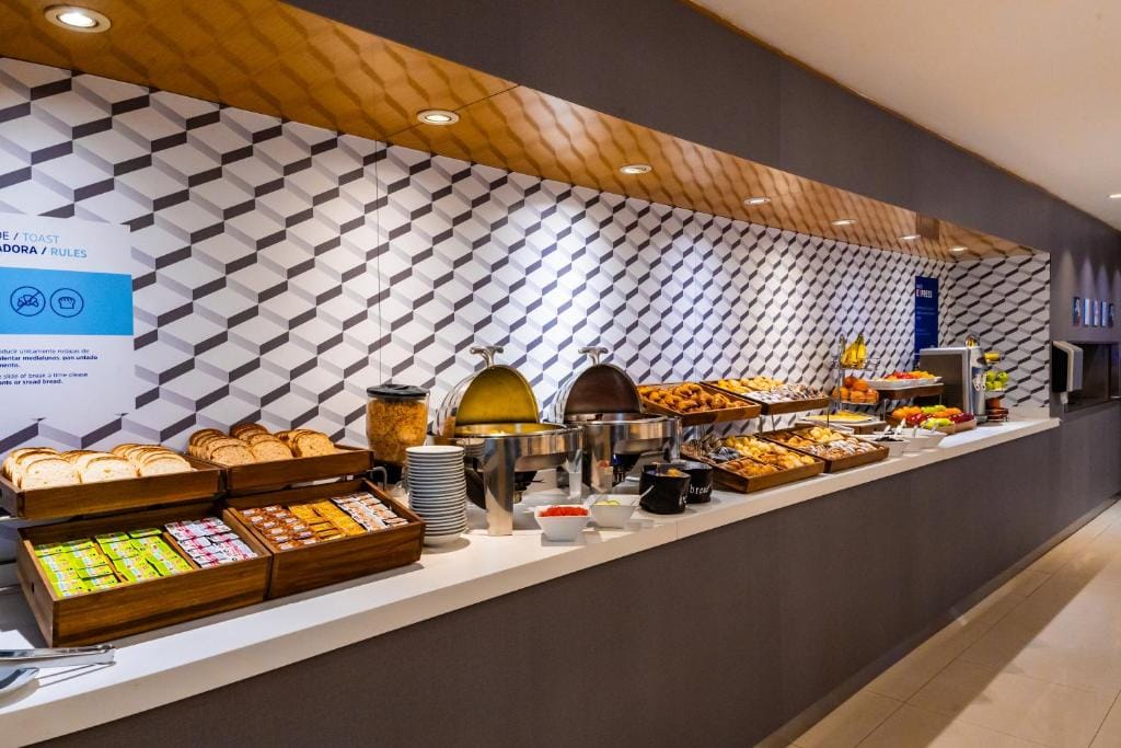 Holiday Inn Express Rosario by IHG — 3