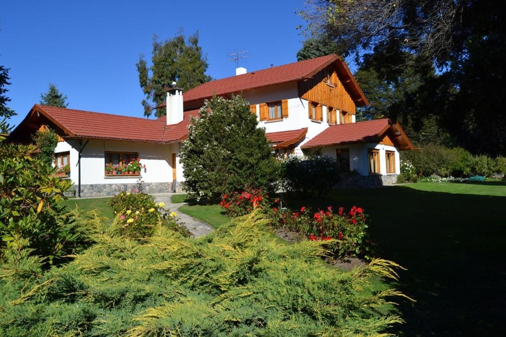 Hosteria Katy — 1