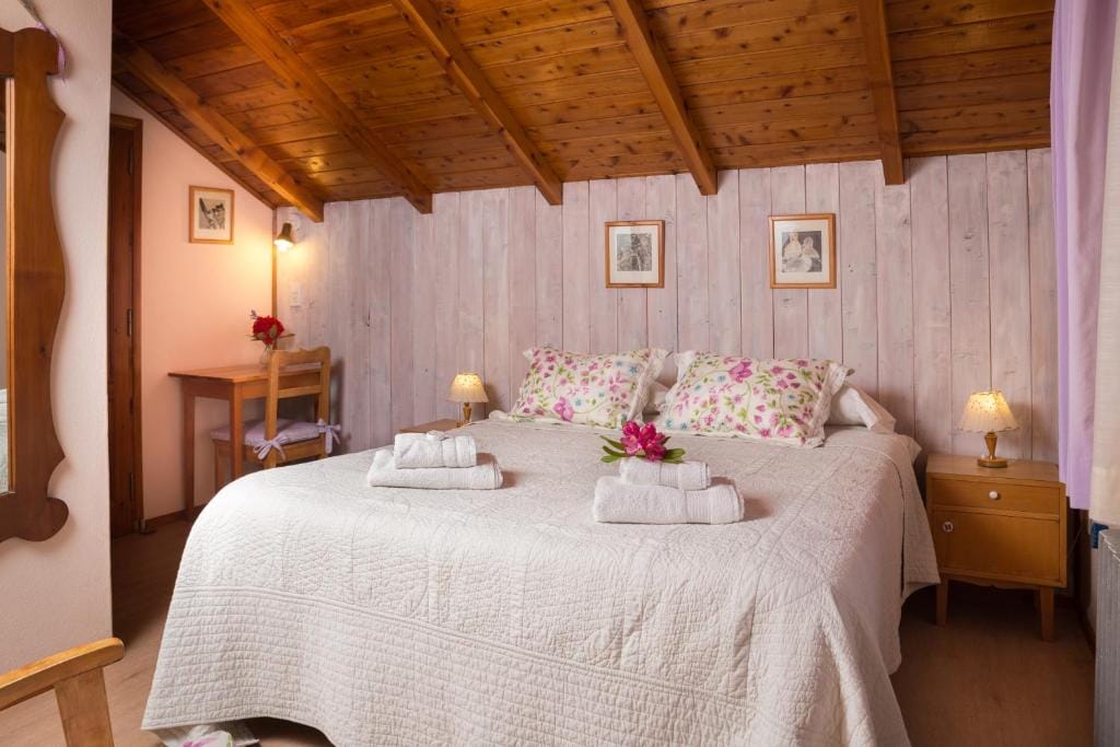 Hosteria Katy — 2