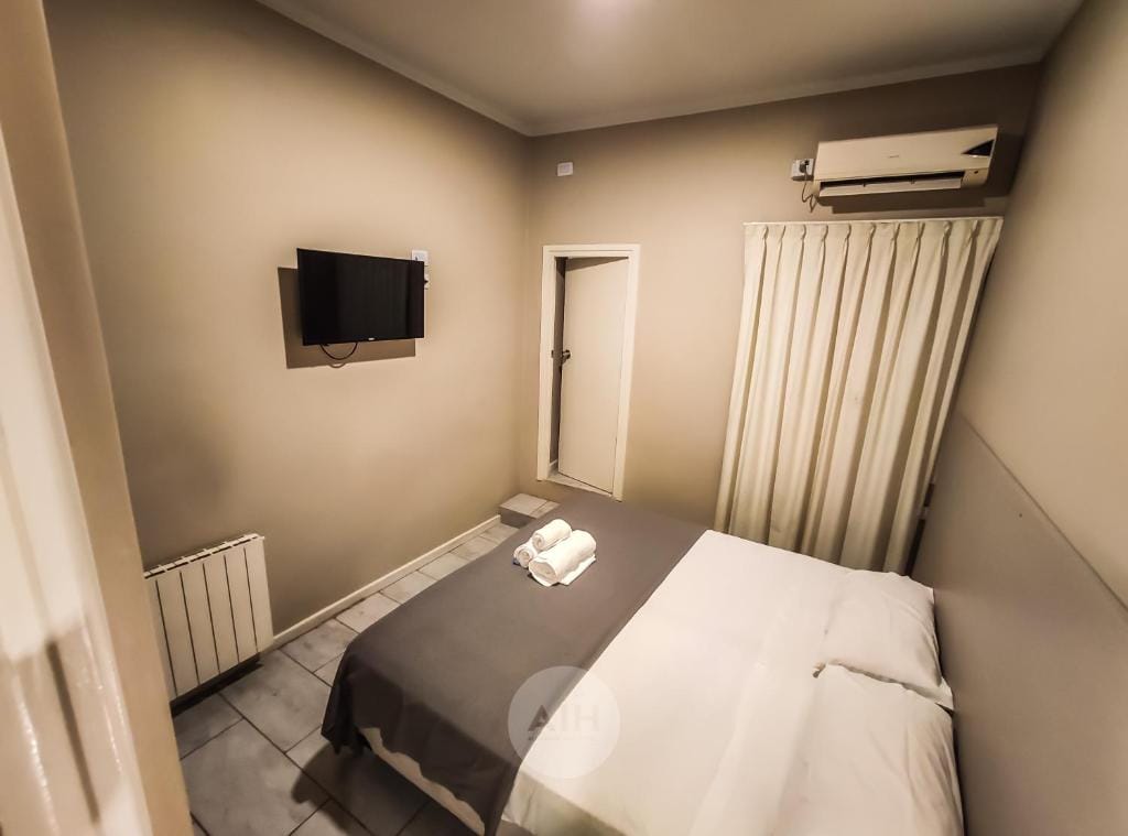 Hotel Alhambra — 2