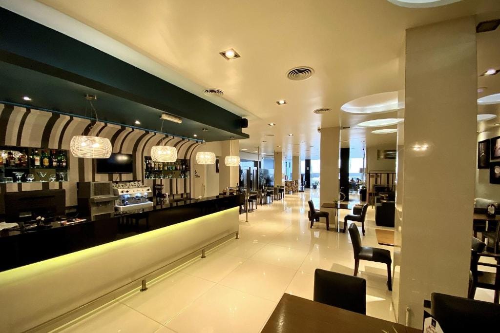 Hotel Bicentenario Suites & Spa — 5