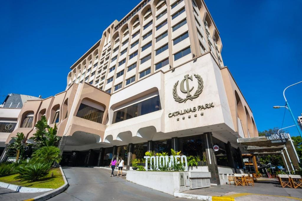 Hotel Catalinas Tucuman — 1