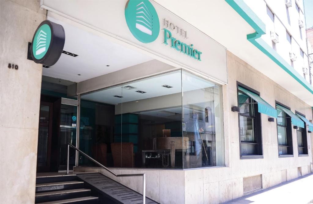 Hotel Premier — 1