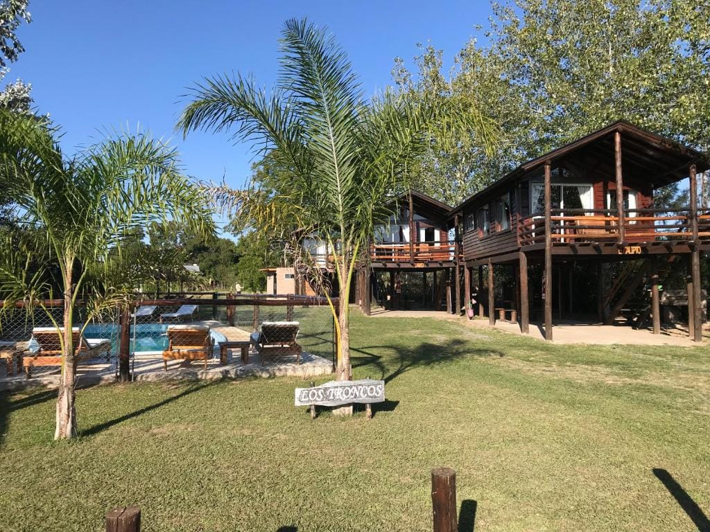 Cabanas Los Troncos — 1