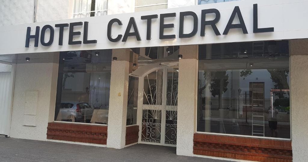 Hotel Catedral San Rafael — 1