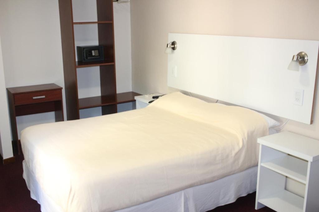 Hotel Catedral San Rafael — 2