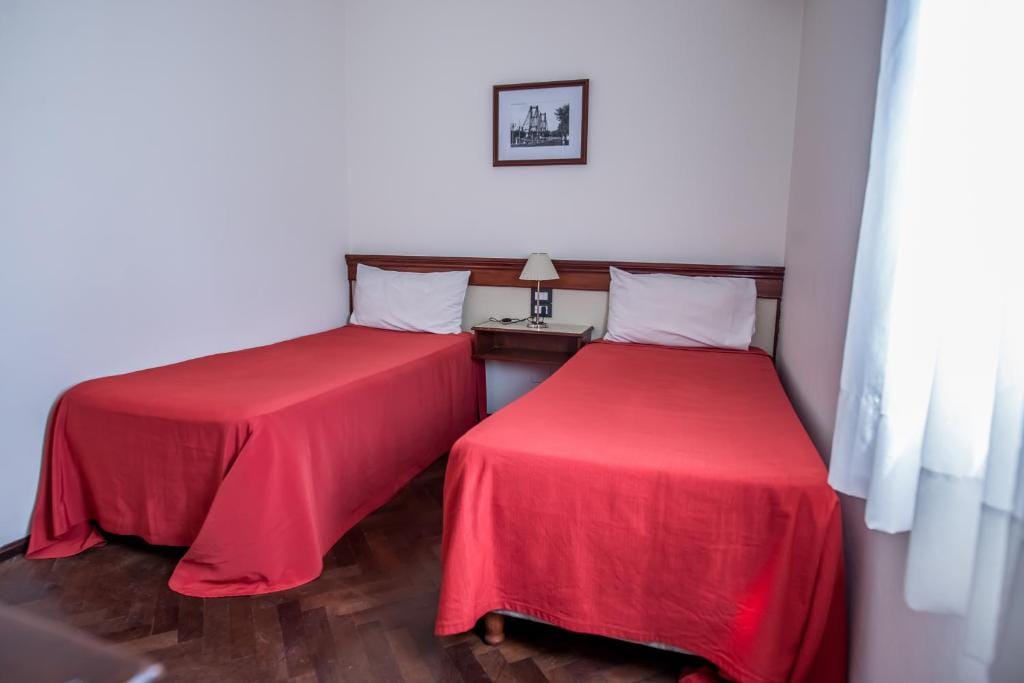 Castelar Hotel Santa Fe — 4