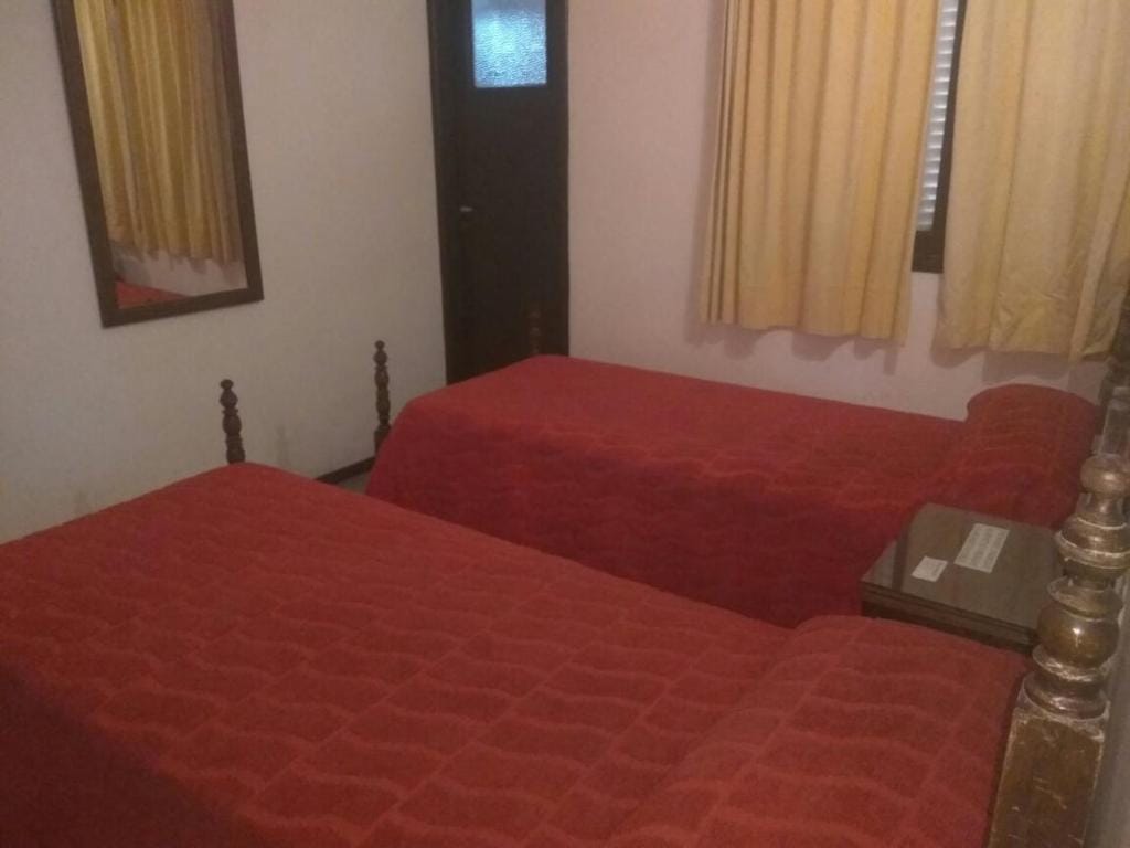 EMPERATRIZ HOTEL familiar — 5