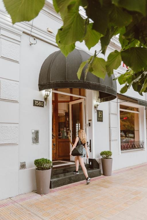 Hotel Francia — 3