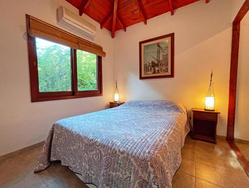 Victoria Cabañas — 2