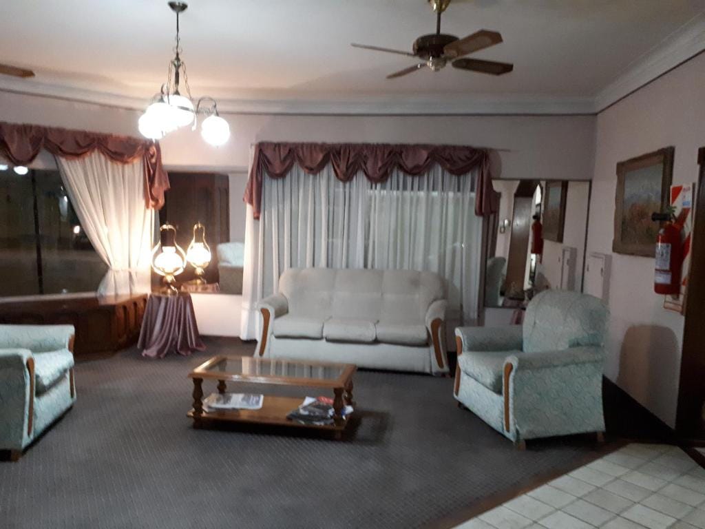 Hotel Alcázar — 4